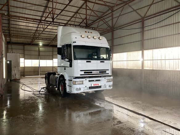 1996 Iveco EuroTech, белый, 500000 рублей - вид 5