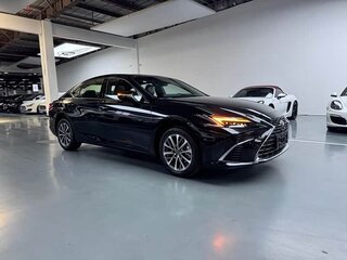 2026 Lexus ES 200 VII Рестайлинг 2, чёрный, 4880000 рублей, вид 1