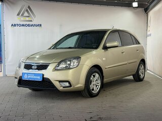 2011 Kia Rio II Рестайлинг, бежевый, 600000 рублей, вид 1