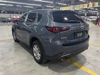 2023 Mazda CX-5 II Рестайлинг, серый, 2000000 рублей, вид 5