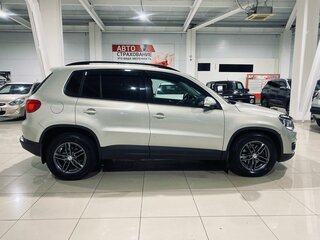 2012 Volkswagen Tiguan I Рестайлинг, жёлтый, 1200000 рублей, вид 4