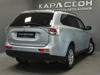2013 Mitsubishi Outlander III, серебристый, 1210000 рублей, вид 2