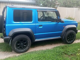 2021 Suzuki Jimny IV, голубой, 2490000 рублей, вид 2