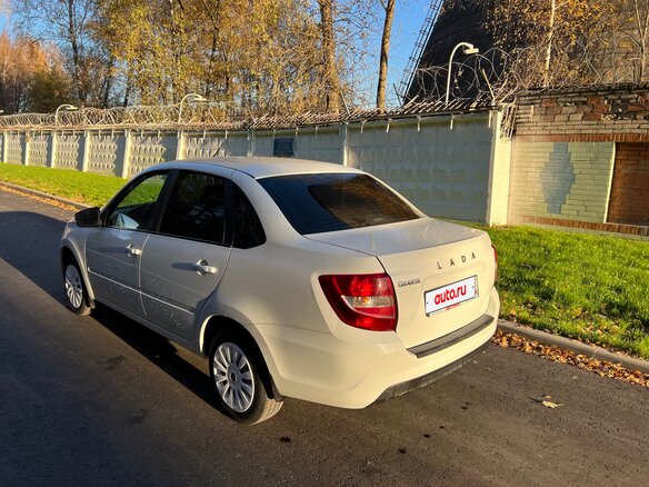 2024 Lada (ВАЗ) Granta I Рестайлинг, белый, 580000 рублей - вид 18