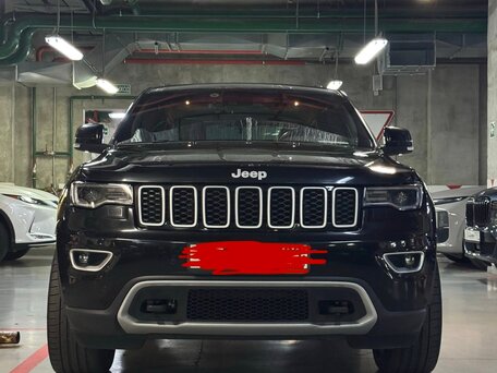 2017 Jeep Grand Cherokee IV (WK2) Рестайлинг, чёрный, 4070000 рублей, вид 3