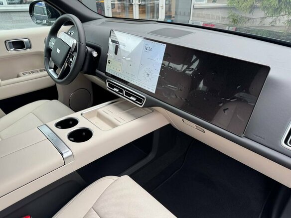 2025 Li Auto (Lixiang) L9 52.3 kWh I Рестайлинг, чёрный, 9550000 рублей - вид 19