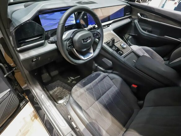 2026 Geely Monjaro I Рестайлинг, чёрный, 4955000 рублей - вид 8