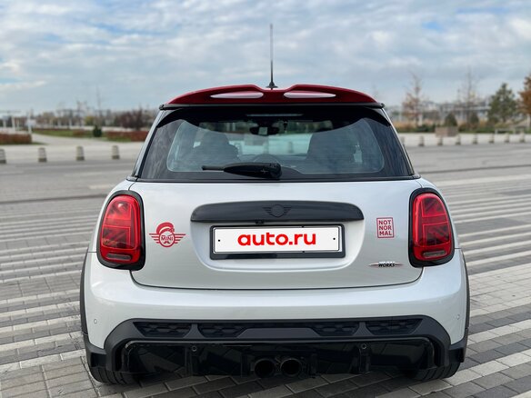 2022 Mini Hatch JCW III (F55/F56) Рестайлинг 2, серый, 4750000 рублей - вид 3