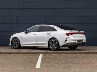 2021 Kia K5 III, белый, 2095000 рублей, вид 4