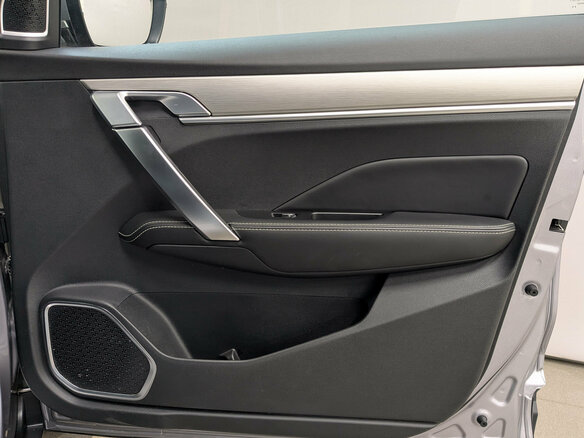 2023 Geely Coolray I, серый, 1690000 рублей - вид 23