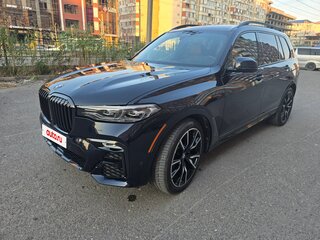 2021 BMW X7 40i I (G07), чёрный, 8500000 рублей, вид 2