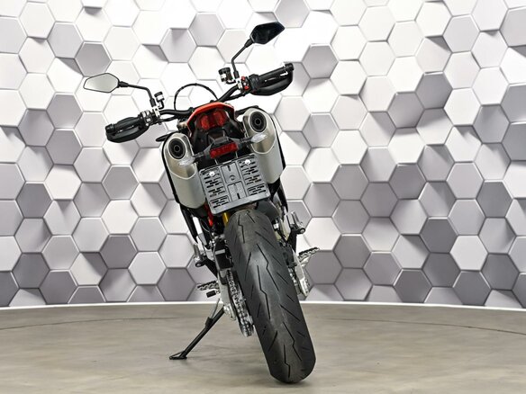 2024 Ducati Hypermotard, чёрный, 1277000 рублей - вид 5