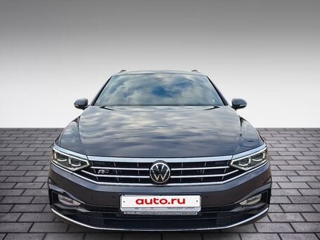 2023 Volkswagen Passat B8 Рестайлинг, чёрный, 2750000 рублей, вид 3