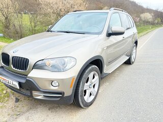 2010 BMW X5 35i II (E70) Рестайлинг, золотистый, 950000 рублей, вид 1