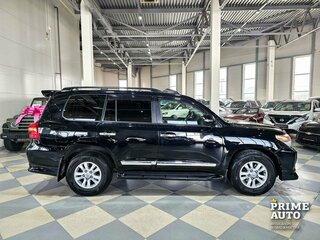 2014 Toyota Land Cruiser 200 Series Рестайлинг 1, чёрный, 3549000 рублей, вид 4