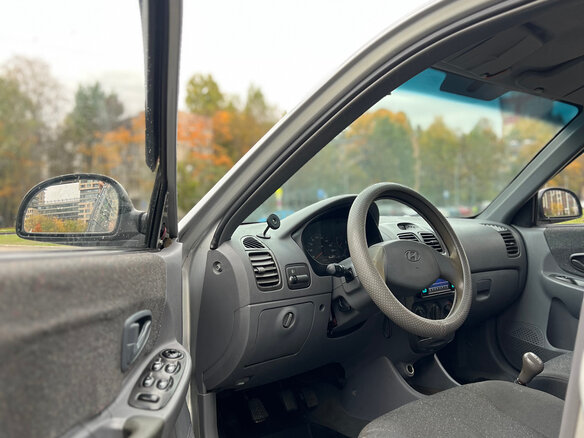 2007 Hyundai Accent ТагАЗ II, серебристый, 265000 рублей - вид 6