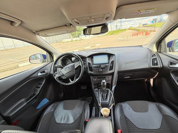 2015 Ford Focus III Рестайлинг, синий - вид 15