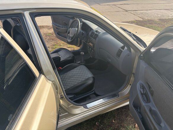 2004 Hyundai Accent ТагАЗ II, бежевый, 354000 рублей - вид 24