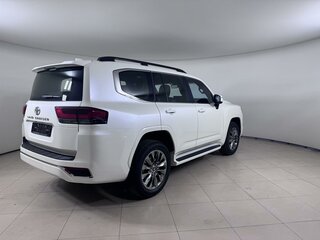 2026 Toyota Land Cruiser 300 Series, белый, 16990000 рублей, вид 5