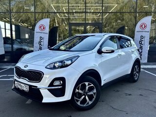 2020 Kia Sportage IV Рестайлинг, белый, 2200000 рублей, вид 1