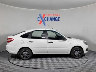 2019 Lada (ВАЗ) Granta I Рестайлинг, белый, 577000 рублей, вид 4