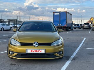 2018 Volkswagen Golf VII Рестайлинг, коричневый, 1850000 рублей, вид 3