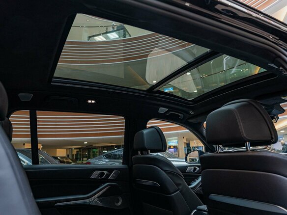 2026 BMW X7 40d I (G07) Рестайлинг, чёрный, 17490000 рублей - вид 15