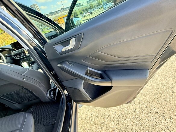 2020 Ford Focus Active IV, чёрный, 1730000 рублей - вид 17