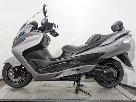 2016 Suzuki Burgman (SkyWave) 400, серый, 389000 рублей, вид 3