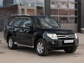 2008 Mitsubishi Pajero IV, зелёный, 1485000 рублей, вид 3