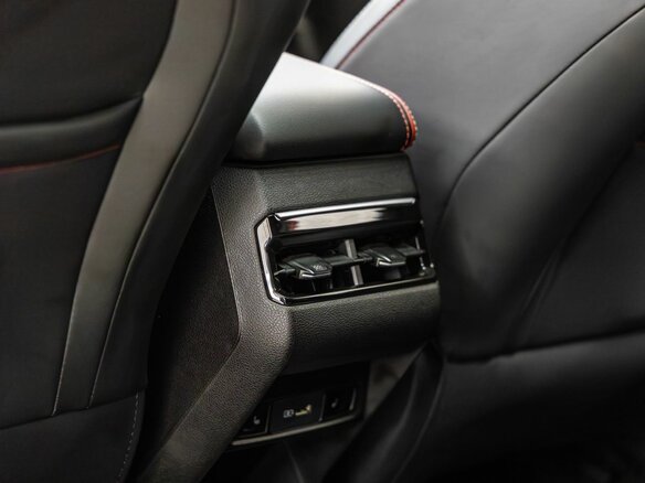2023 Geely Coolray I Рестайлинг, красный, 2098000 рублей - вид 31