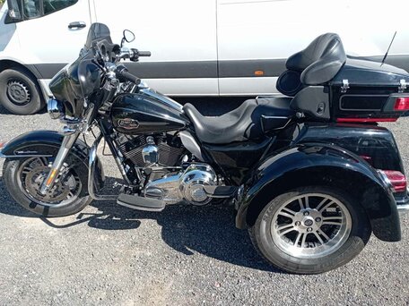 2008 Harley-Davidson CVO Tri Glide, чёрный, 1600000 рублей, вид 2