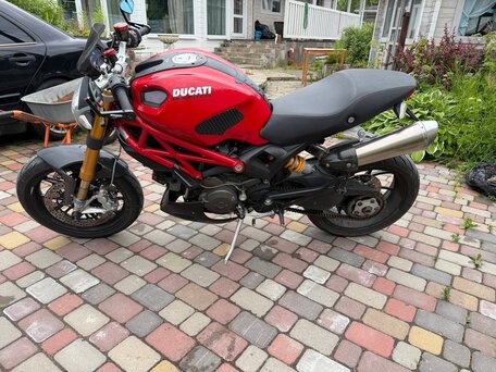 2008 Ducati Monster 1100, красный, 670000 рублей, вид 2