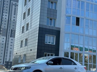 2012 Kia Cerato 6-speed II, серебристый, 850000 рублей, вид 3