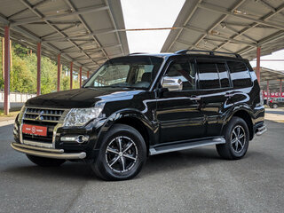 2014 Mitsubishi Pajero IV Рестайлинг 2, чёрный, 2249500 рублей, вид 4