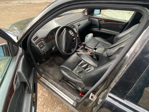 1996 Mercedes-Benz E-Класс 280 II (W210, S210), серый, 199999 рублей - вид 5