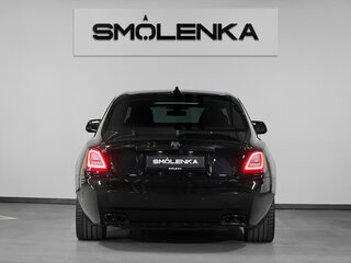 2021 Rolls-Royce Ghost Black Badge II (Series I), чёрный, 29900000 рублей, вид 4
