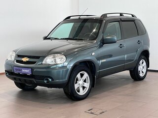 2016 Chevrolet Niva I Рестайлинг, серый, 730000 рублей, вид 1