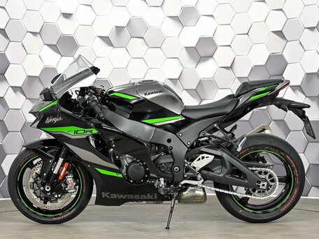2024 Kawasaki ZX-10R Ninja, чёрный, 1949000 рублей, вид 4