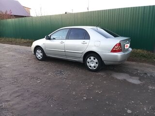 2004 Toyota Corolla IX (E120, E130), серебристый, 445000 рублей, вид 4