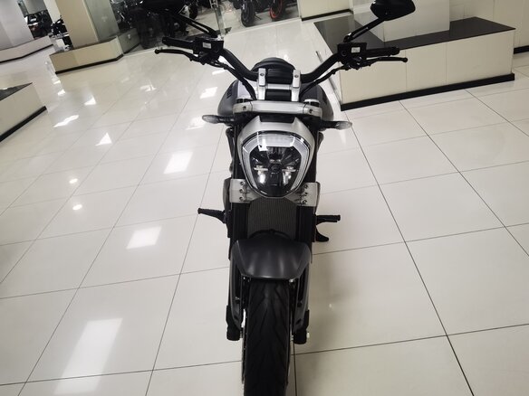 2021 Ducati Diavel, серый, 2390000 рублей - вид 1
