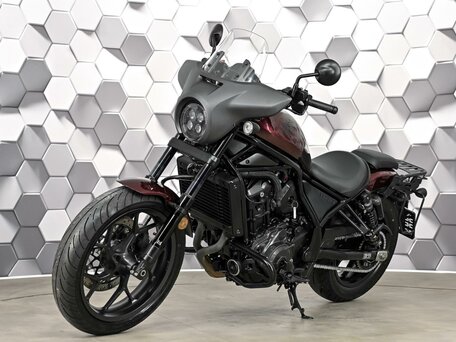 2021 Honda CMX 1100 Rebel, красный, 999000 рублей, вид 2