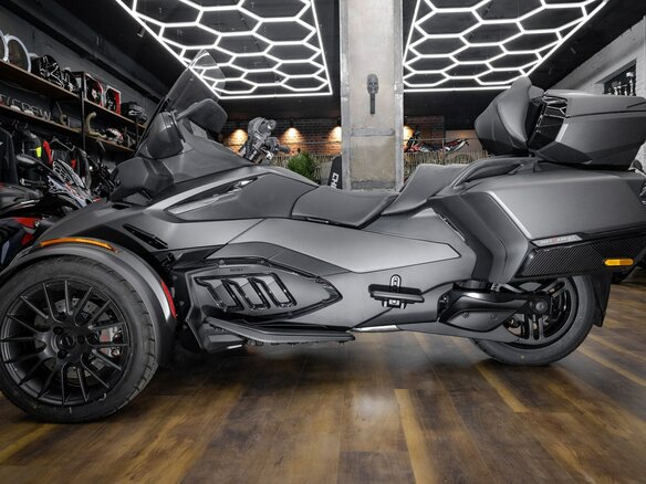 2026 BRP Can-Am Spyder, чёрный, 3490000 рублей - вид 7