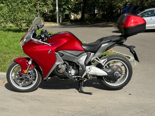 2012 Honda VFR 1200, красный, 777000 рублей, вид 2