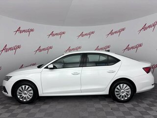 2021 Skoda Octavia IV (A8), белый, 2110000 рублей, вид 2