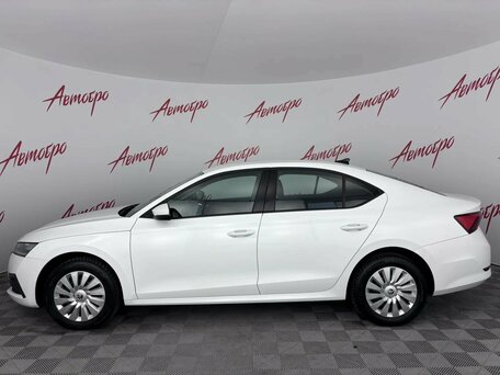 2021 Skoda Octavia IV (A8), белый, 2079000 рублей, вид 2