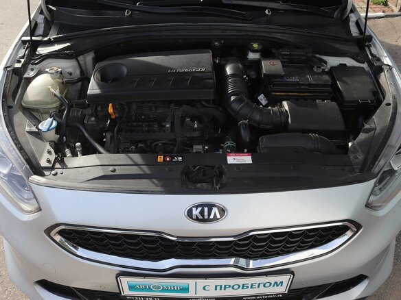2019 Kia Ceed III, серебристый, 1670000 рублей - вид 8