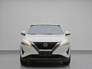 2023 Nissan Qashqai III, белый, 1360000 рублей, вид 2