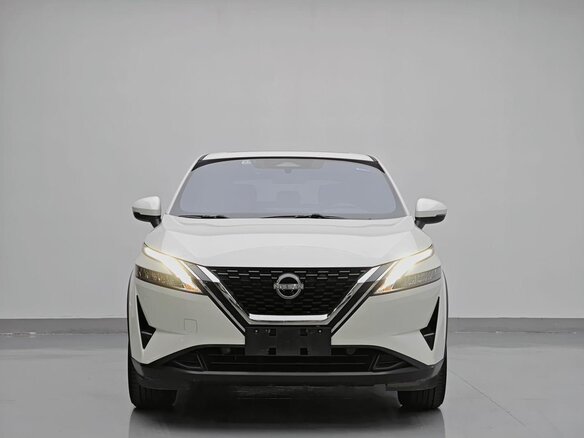 2023 Nissan Qashqai III, белый, 1360000 рублей - вид 1
