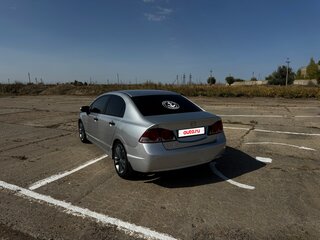 2008 Honda Civic VIII, серебристый, 650000 рублей, вид 5